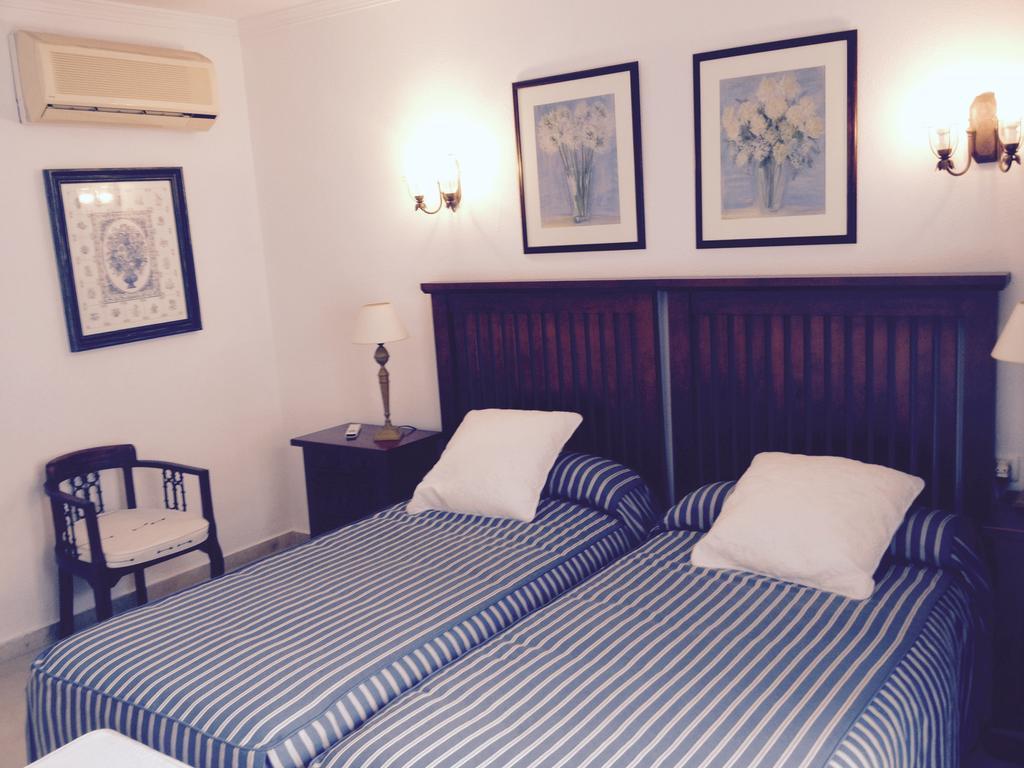 Dominion Apartments Estepona Phòng bức ảnh