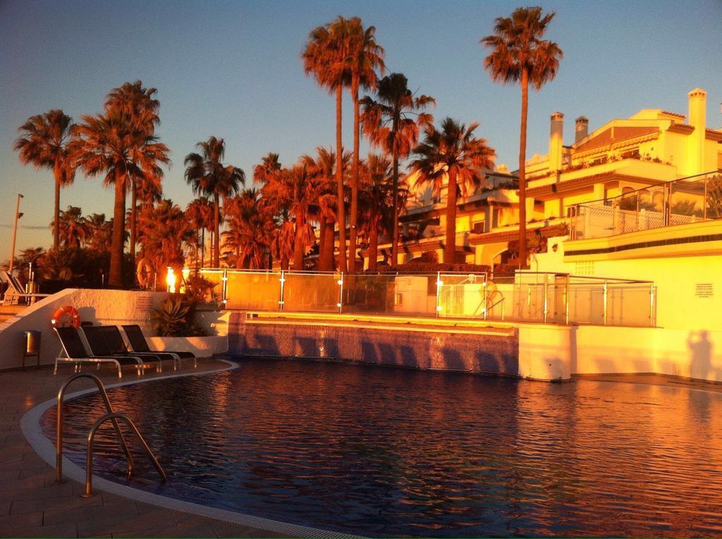 Dominion Apartments Estepona Ngoại thất bức ảnh